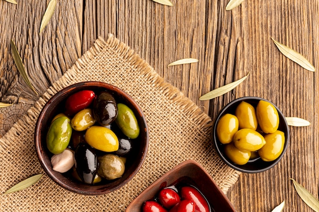 Olives 101: Nutritional Insights and Health Advantages